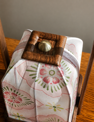 Bamboo Grain Pagoda Handle Lantern Lamp