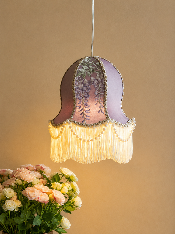 Wisteria Pearl French Vintage Garden Lamp